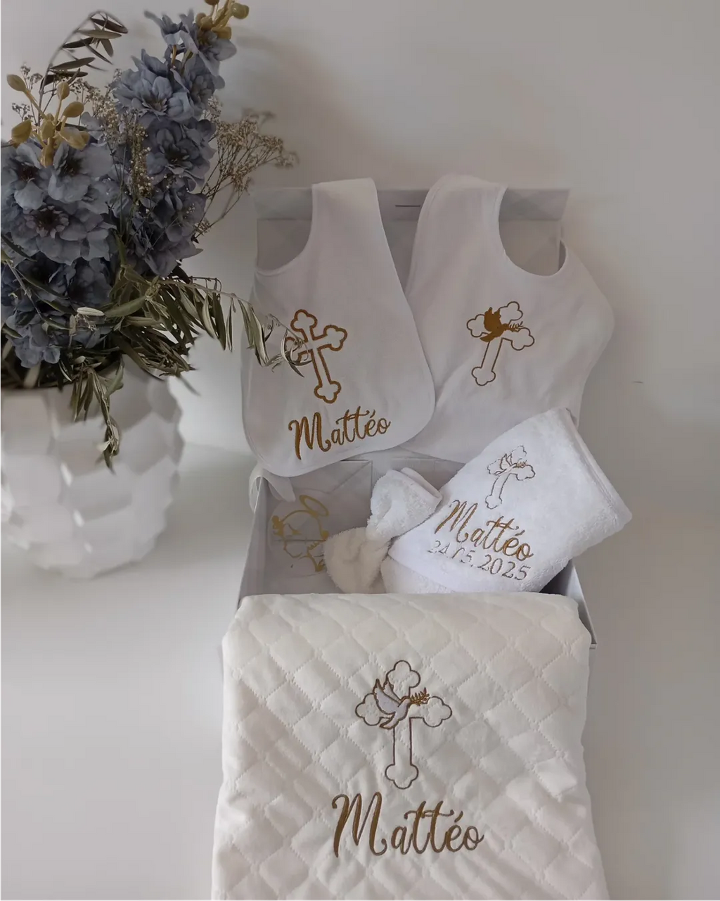 coffret baptême ouvert 