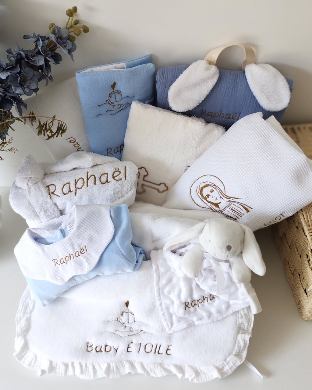 coffret de naissance personnalise brodé
