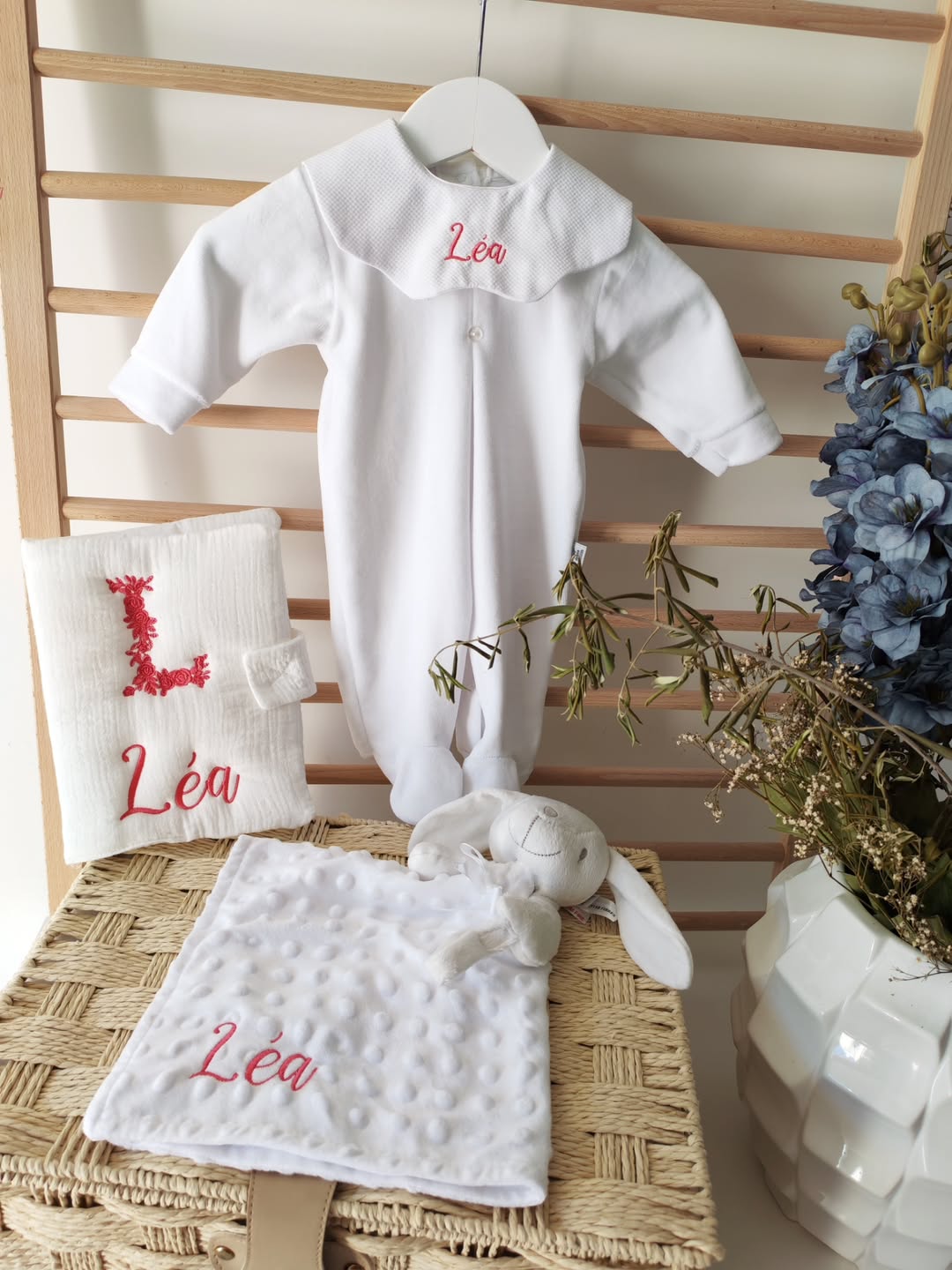 grenouillère blanche brodée naissance